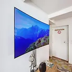 Hyper Centre . Terrasse Vue Mont Blanc . Parking Apartment *