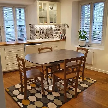 Hyper Centre . Terrasse Vue Mont Blanc . Parking *