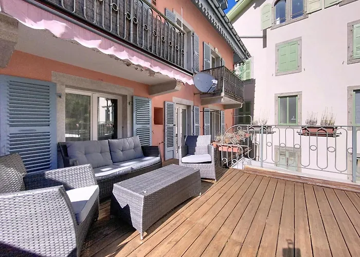 Hyper Centre . Terrasse Vue Mont Blanc . Parking *