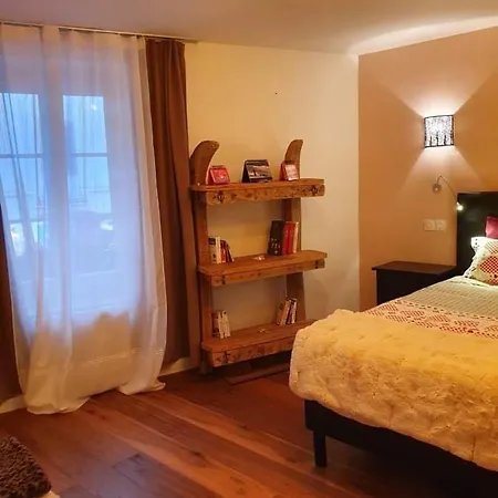 Hyper Centre . Terrasse Vue Mont Blanc . Parking Apartman