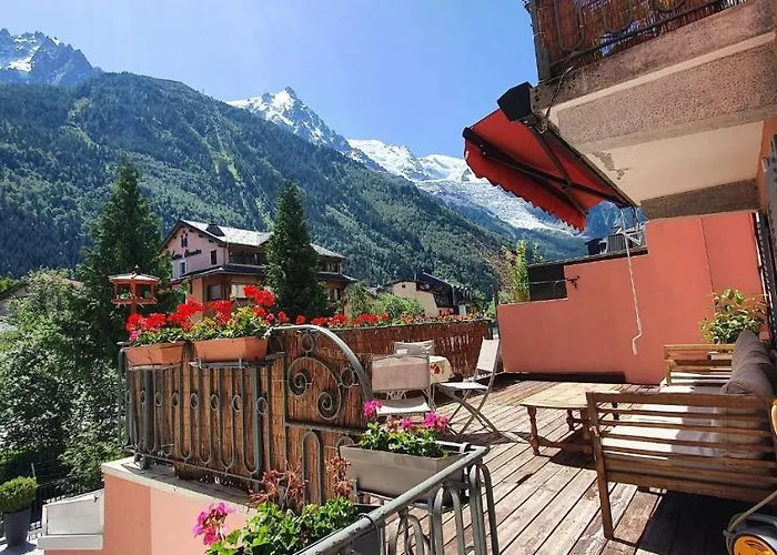 Hyper Centre . Terrasse Vue Mont Blanc . Parking