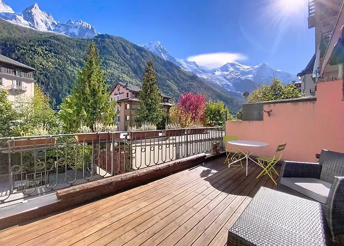 Hyper Centre . Terrasse Vue Mont Blanc . Parking Apartment Chamonix