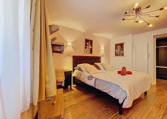 Hyper Centre . Terrasse Vue Mont Blanc . Parking Apartment *