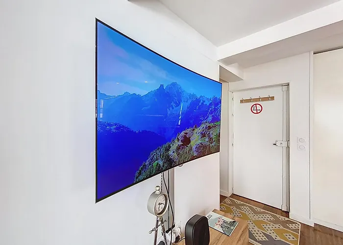 Hyper Centre . Terrasse Vue Mont Blanc . Parking Апартаменты *