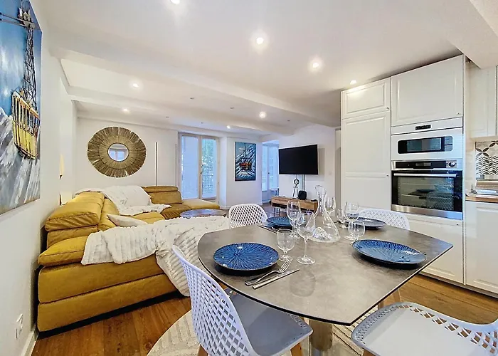 Hyper Centre . Terrasse Vue Mont Blanc . Parking شامونكس