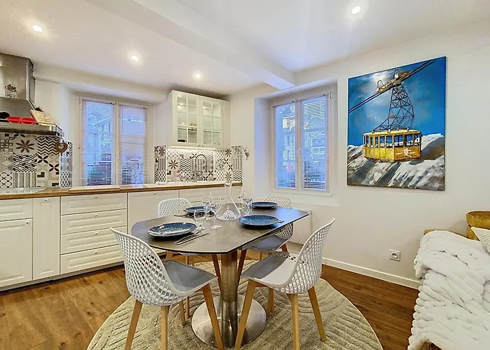 Hyper Centre . Terrasse Vue Mont Blanc . Parking * Chamonix